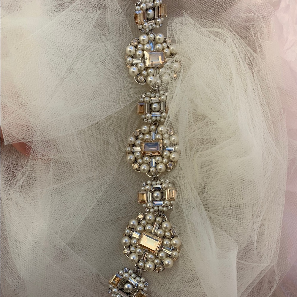 Swarovski crystals and pearls bridal belt